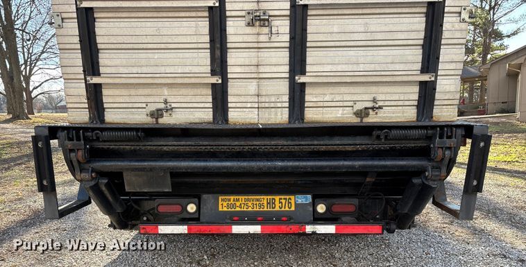 image for item ED2471 2011 Ford F550 Super Duty flatbed truck