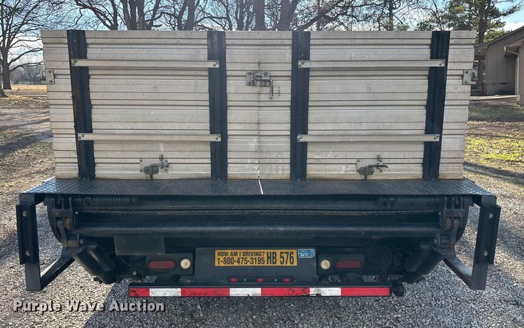 image for item ED2471 2011 Ford F550 Super Duty flatbed truck