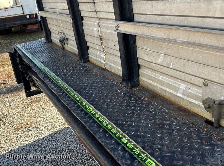 image for item ED2471 2011 Ford F550 Super Duty flatbed truck