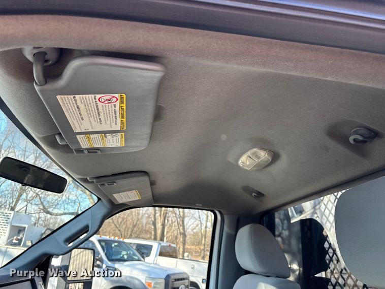 image for item ED2471 2011 Ford F550 Super Duty flatbed truck