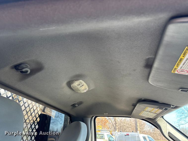 image for item ED2471 2011 Ford F550 Super Duty flatbed truck