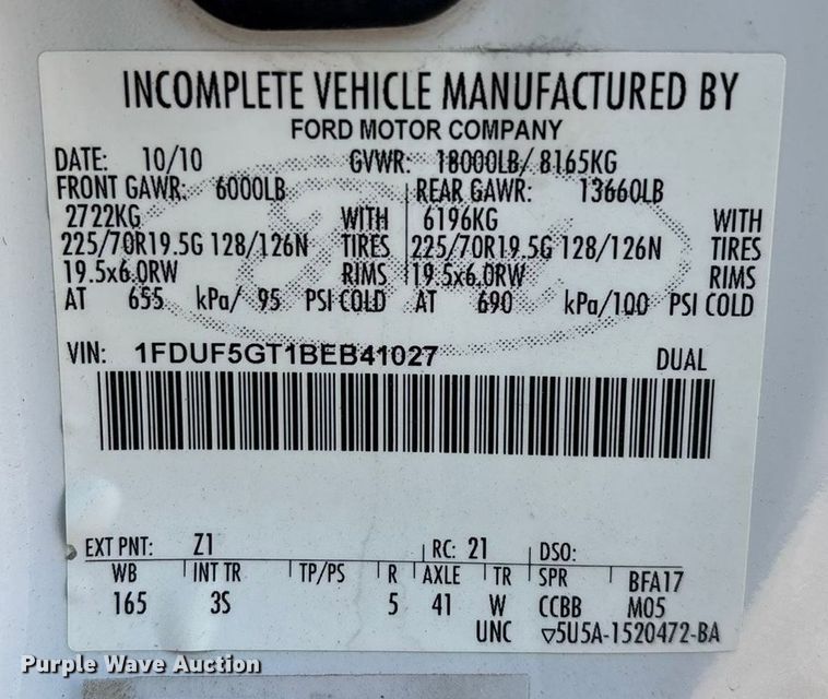 image for item ED2471 2011 Ford F550 Super Duty flatbed truck