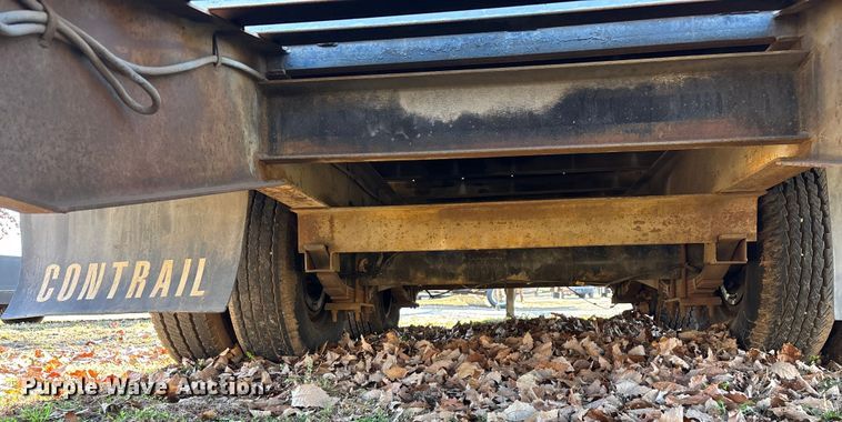 image for item ED2472 1999 Towmaster C-20 equipment trailer