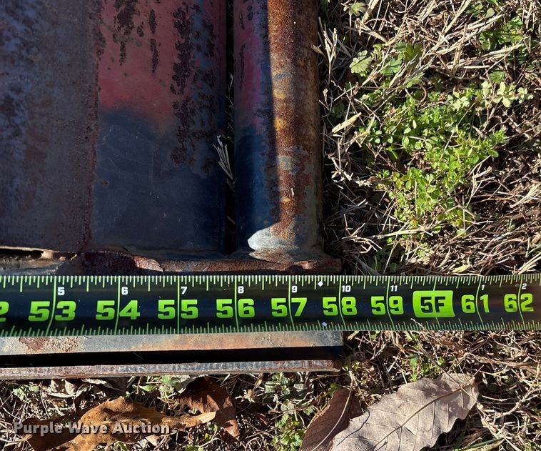 image for item ED2472 1999 Towmaster C-20 equipment trailer