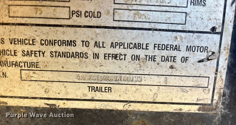 image for item ED2472 1999 Towmaster C-20 equipment trailer