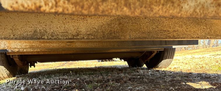 image for item ED2473 1988 CMP utility trailer