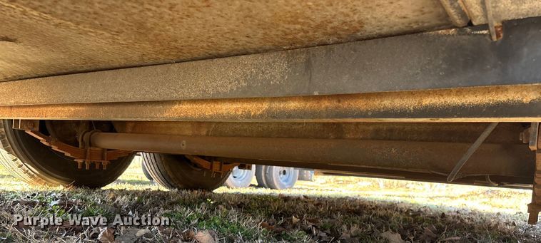 image for item ED2473 1988 CMP utility trailer