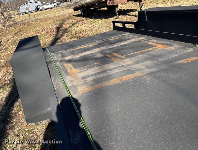 image for item ED2473 1988 CMP utility trailer