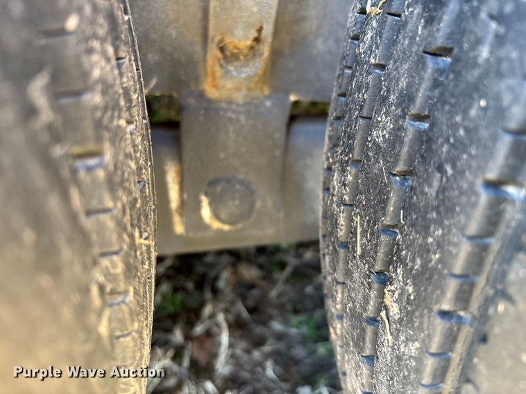 image for item ED2473 1988 CMP utility trailer