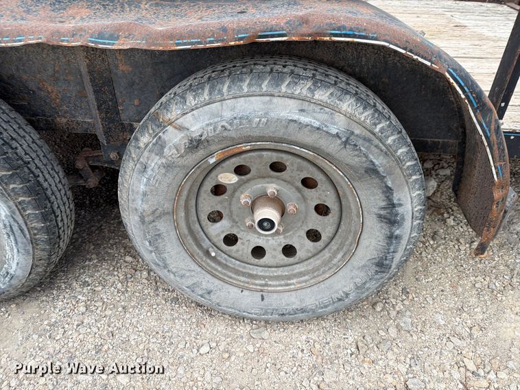 image for item ED5043 2017 Top Hat Industries EP16X6.5-6E-C utility trailer