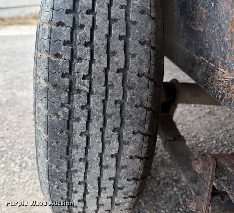 image for item ED5043 2017 Top Hat Industries EP16X6.5-6E-C utility trailer