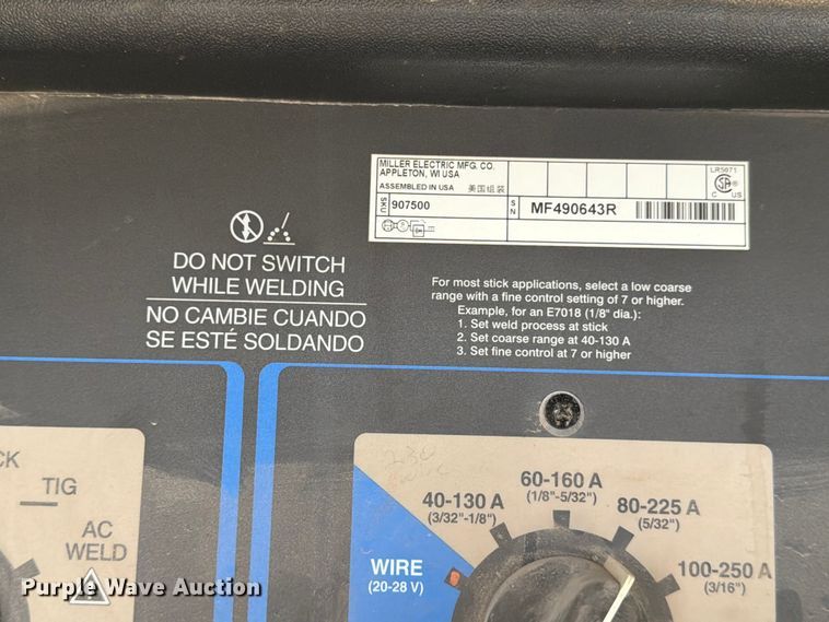 image for item ED5086 2015 Ford F750 Super Duty utility / service truck