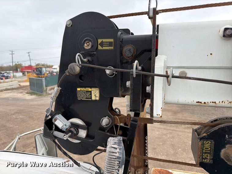 image for item ED5086 2015 Ford F750 Super Duty utility / service truck