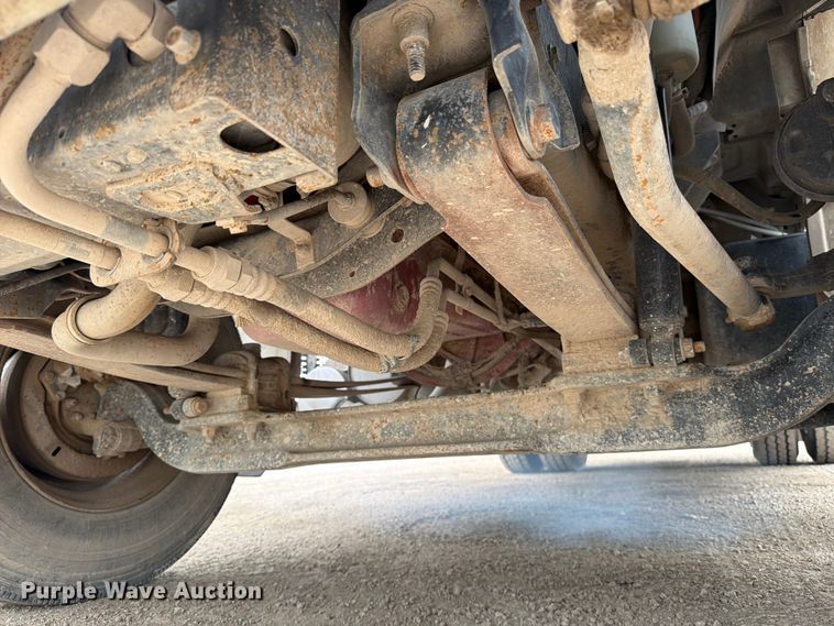 image for item ED5086 2015 Ford F750 Super Duty utility / service truck