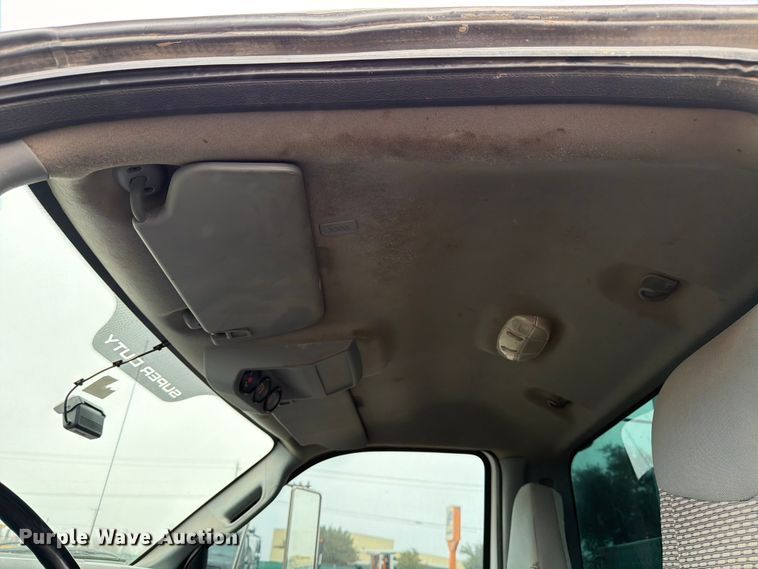 image for item ED5086 2015 Ford F750 Super Duty utility / service truck