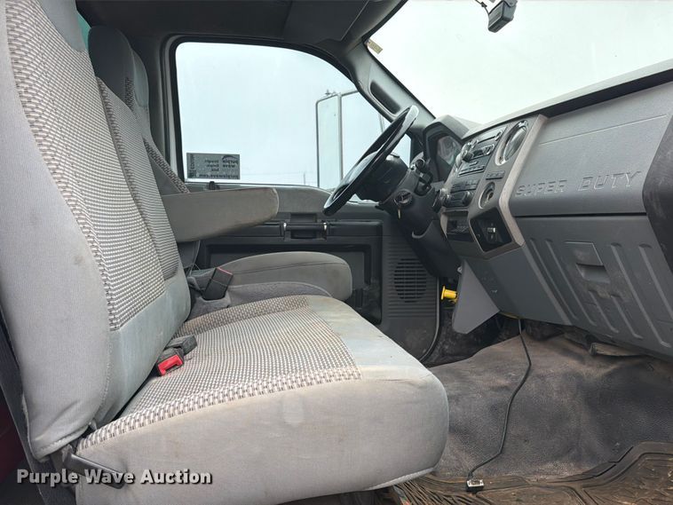 image for item ED5086 2015 Ford F750 Super Duty utility / service truck