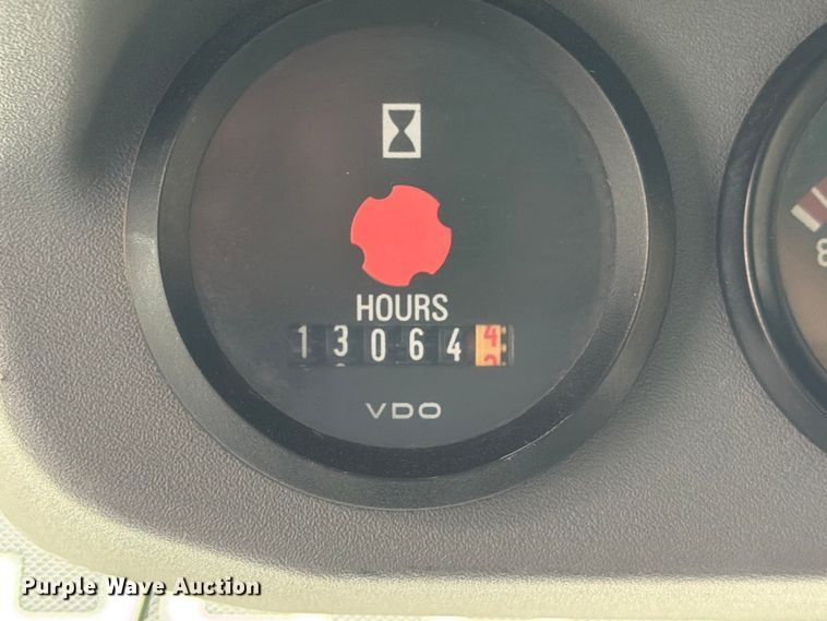 image for item ED5086 2015 Ford F750 Super Duty utility / service truck