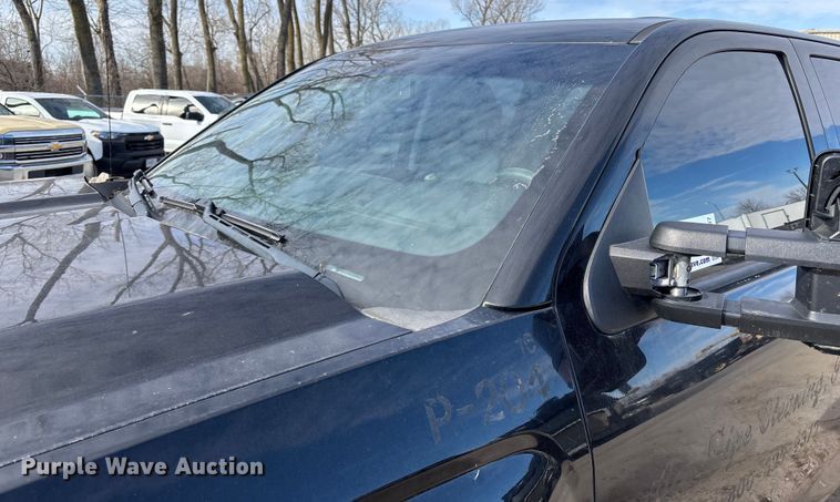 image for item ED5097 2016 Chevrolet 2500HD Ext. Cab pickup truck