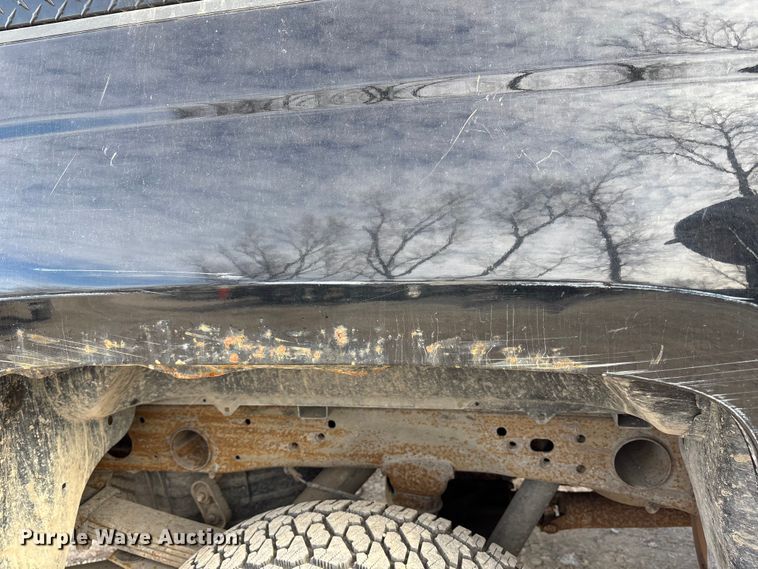 image for item ED5097 2016 Chevrolet 2500HD Ext. Cab pickup truck