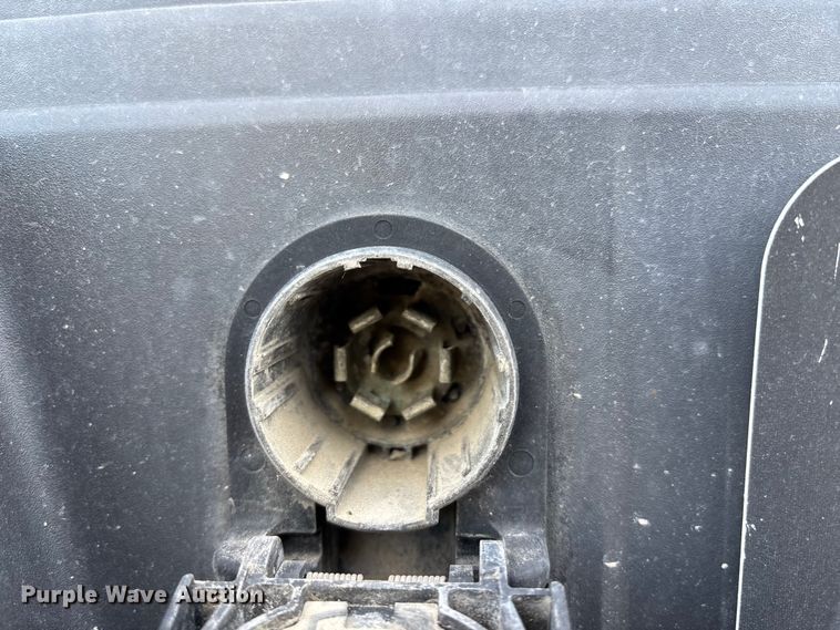 image for item ED5097 2016 Chevrolet 2500HD Ext. Cab pickup truck