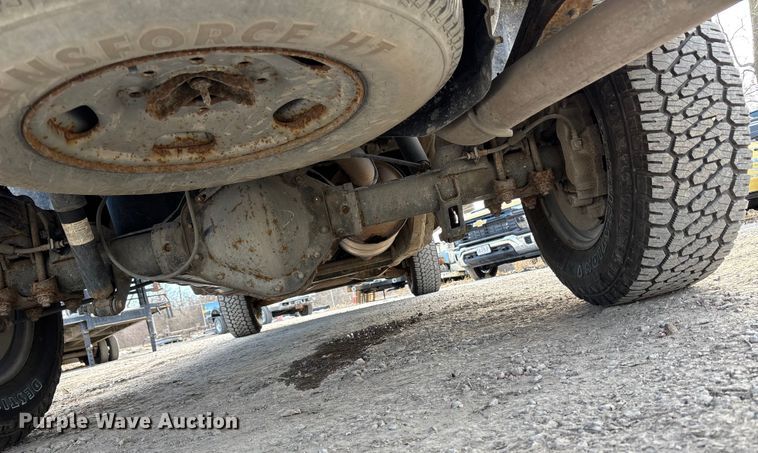 image for item ED5097 2016 Chevrolet 2500HD Ext. Cab pickup truck