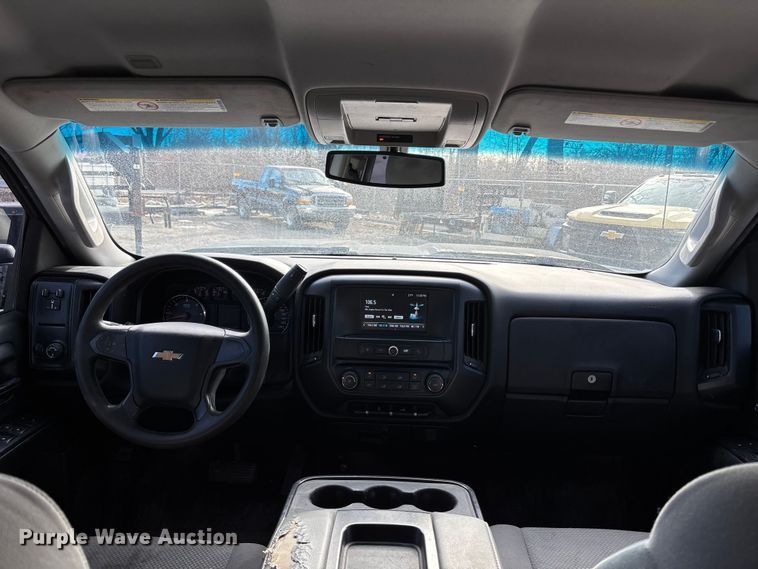 image for item ED5097 2016 Chevrolet 2500HD Ext. Cab pickup truck