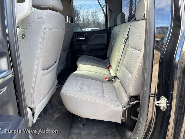 image for item ED5097 2016 Chevrolet 2500HD Ext. Cab pickup truck