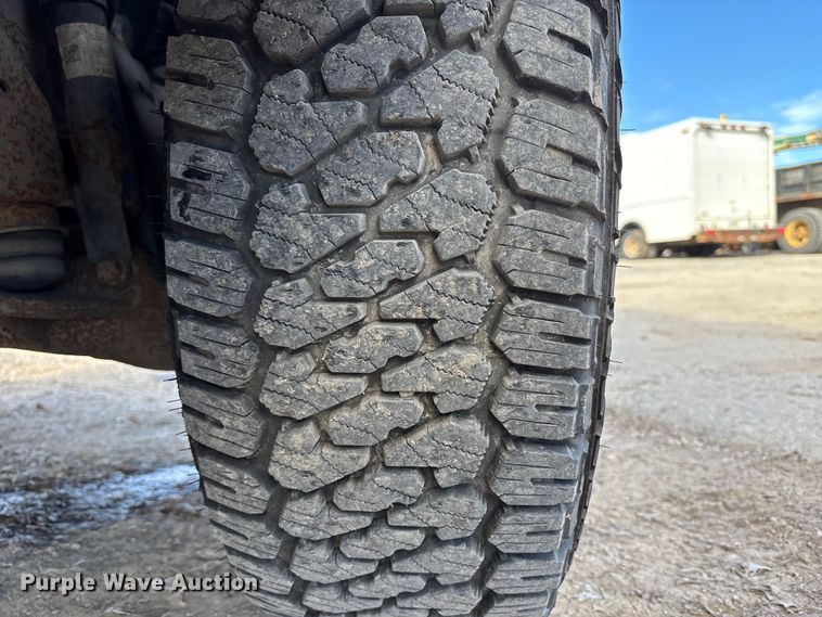 image for item ED5097 2016 Chevrolet 2500HD Ext. Cab pickup truck