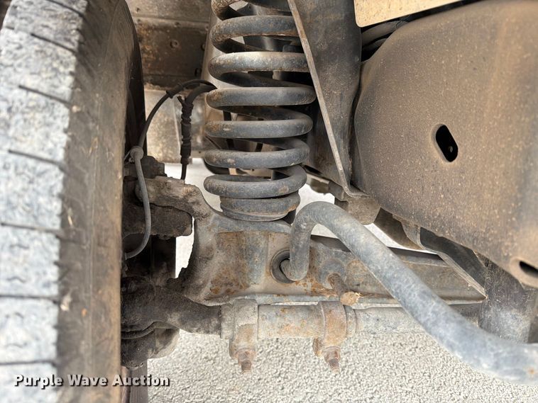 image for item ED5099 2003 Ford E450 delivery truck