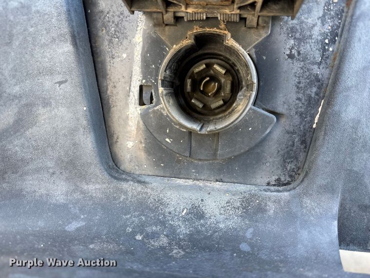 image for item ED5100 2009 Chevrolet Silverado 2500HD Ext. Cab pickup truck