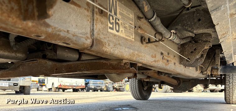 image for item ED5100 2009 Chevrolet Silverado 2500HD Ext. Cab pickup truck