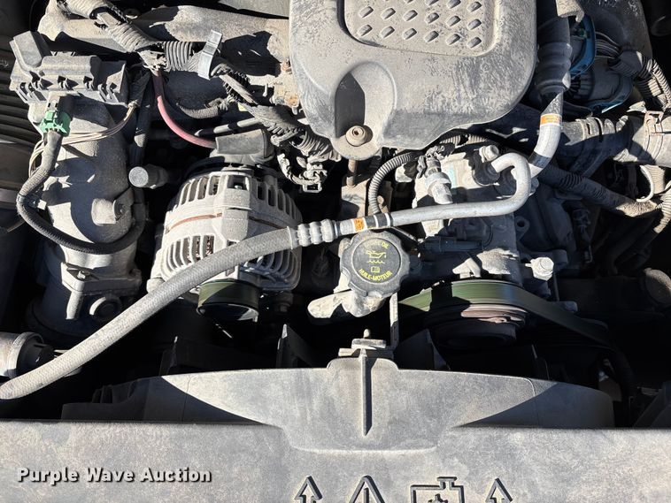 image for item ED5100 2009 Chevrolet Silverado 2500HD Ext. Cab pickup truck