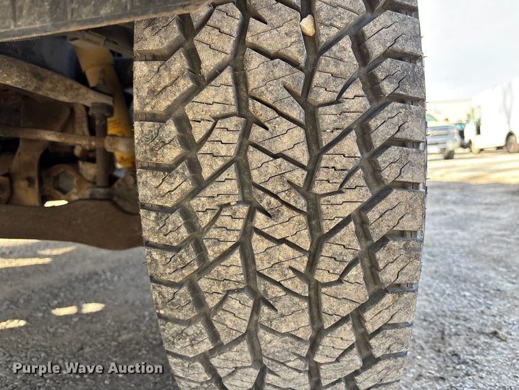 image for item ED5100 2009 Chevrolet Silverado 2500HD Ext. Cab pickup truck