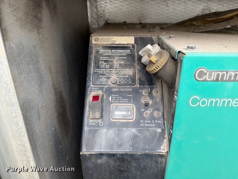 image for item ED5112 2009 Ford E450 Super Duty delivery van