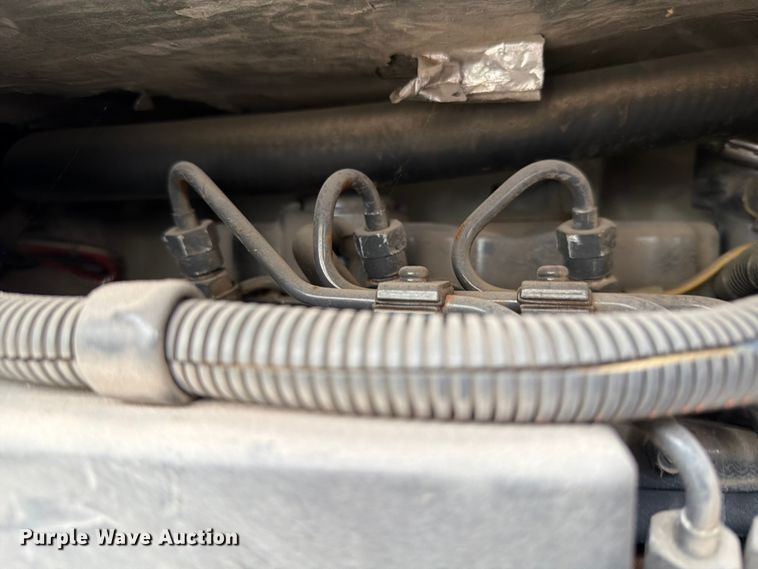 image for item ED5112 2009 Ford E450 Super Duty delivery van