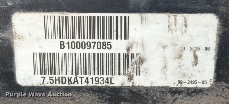 image for item ED5112 2009 Ford E450 Super Duty delivery van