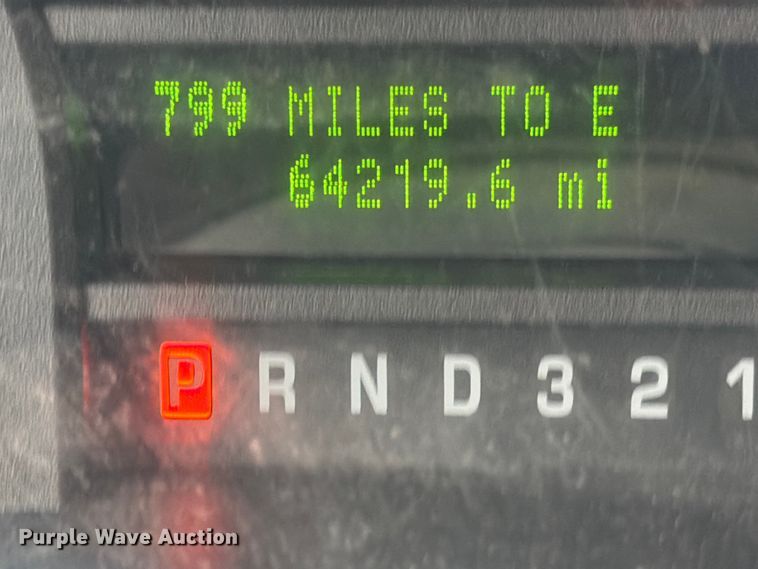 image for item ED5112 2009 Ford E450 Super Duty delivery van