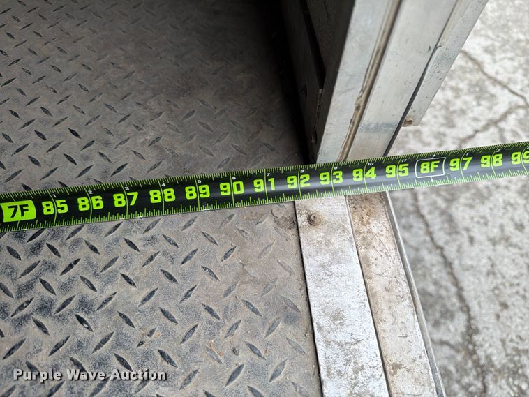 image for item ED5112 2009 Ford E450 Super Duty delivery van