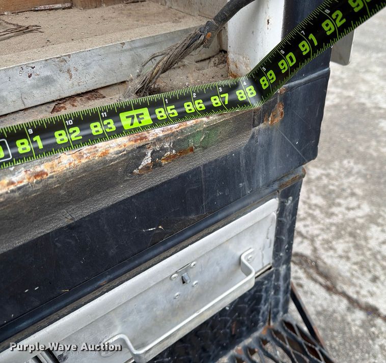 image for item ED5112 2009 Ford E450 Super Duty delivery van