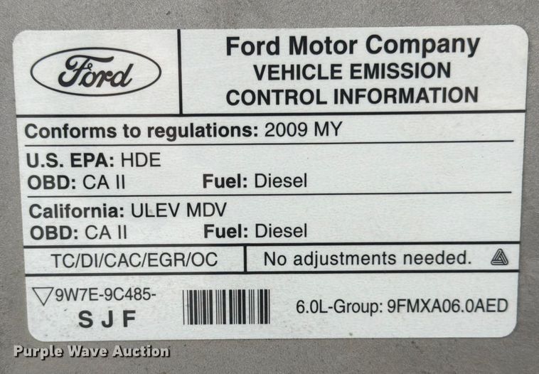 image for item ED5112 2009 Ford E450 Super Duty delivery van