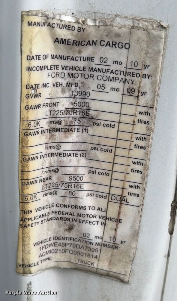 image for item ED5112 2009 Ford E450 Super Duty delivery van