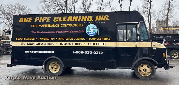 image for item ED5113 1998 GMC delivery van