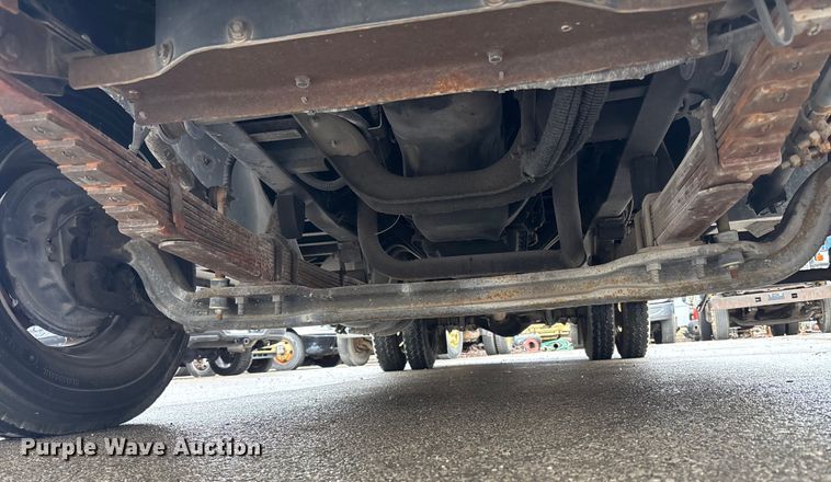 image for item ED5113 1998 GMC delivery van