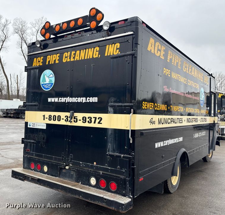 image for item ED5113 1998 GMC delivery van