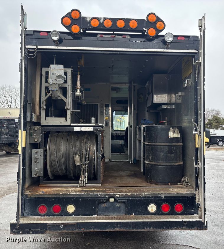 image for item ED5113 1998 GMC delivery van