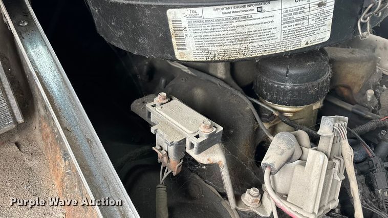 image for item ED5113 1998 GMC delivery van