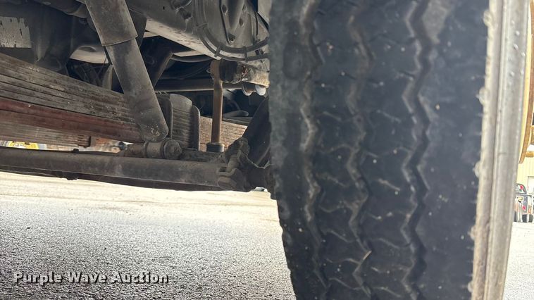 image for item ED5113 1998 GMC delivery van