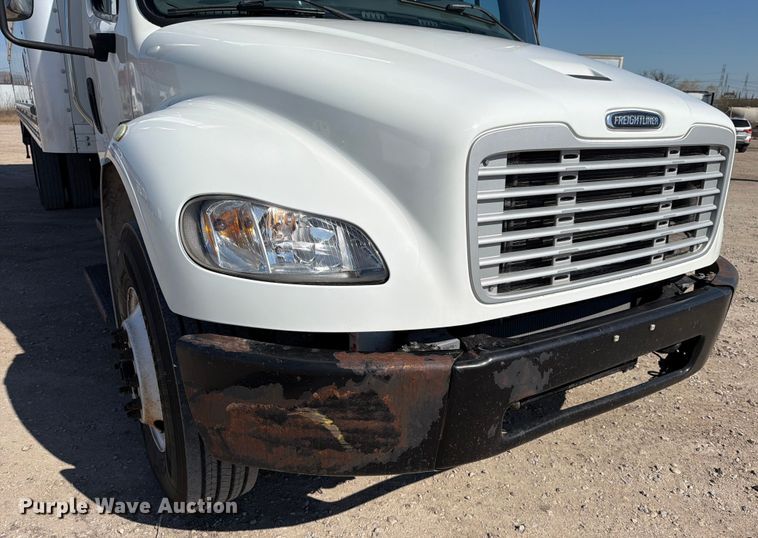 image for item ED5118 2017 Freightliner M2 box truck