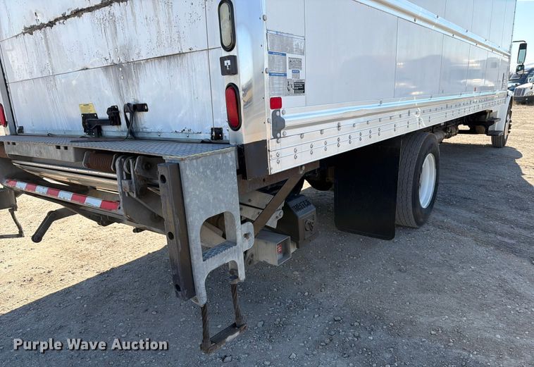 image for item ED5118 2017 Freightliner M2 box truck