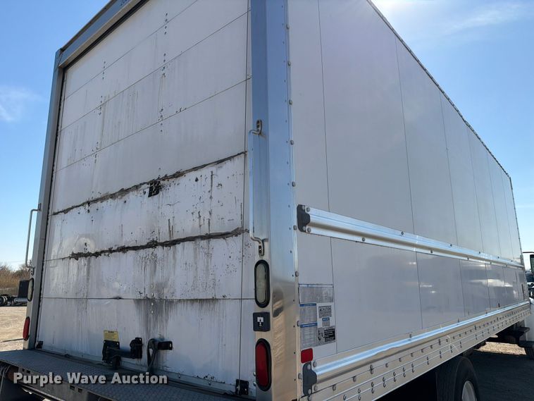 image for item ED5118 2017 Freightliner M2 box truck